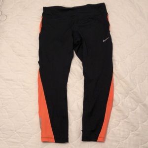 Nike Leggings. Calf Length.